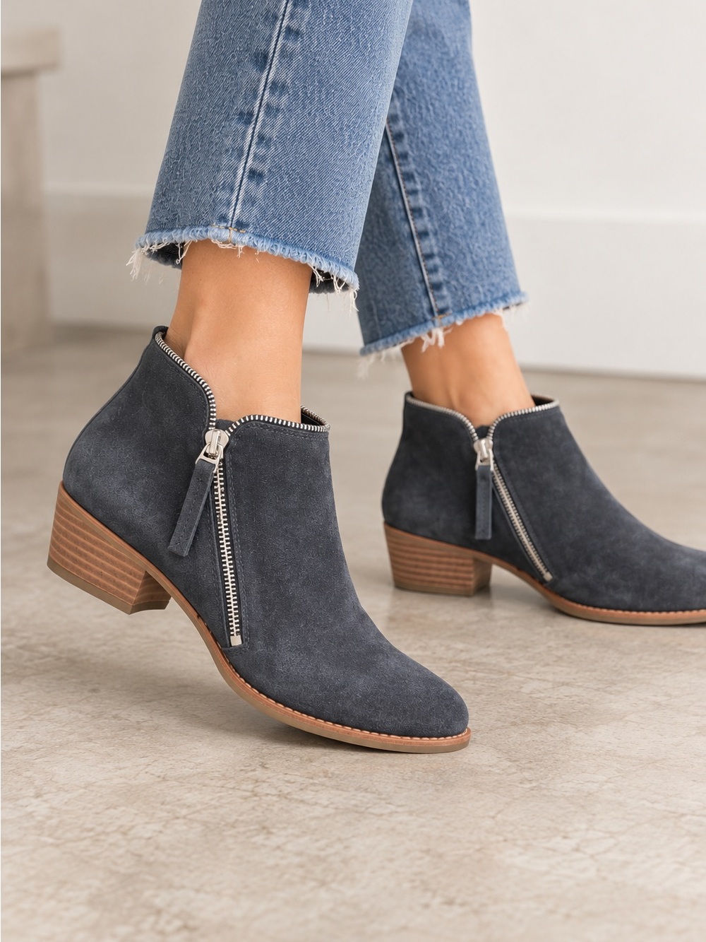 Dolce Vita Gray Suede Sofiya Ankle Boot double zipper moto minimalist boho Sz 11